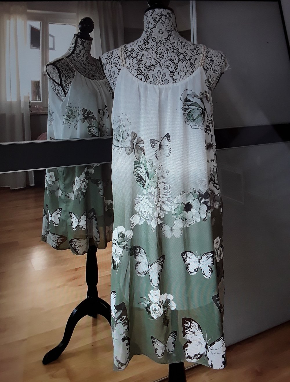 Schönes Sommerkleid