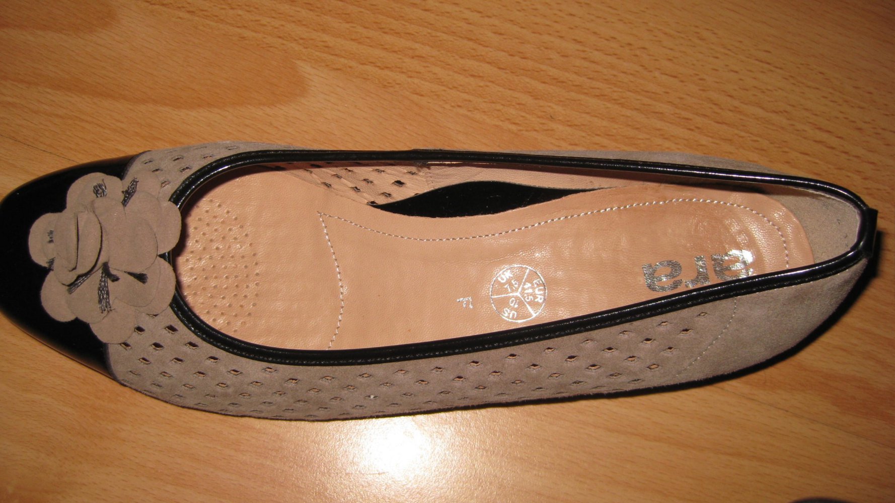 Ballerinas Ara Bari schwarz taupe Lack Camoscio 12-33726 Gr. 40 ½ WIE NEU