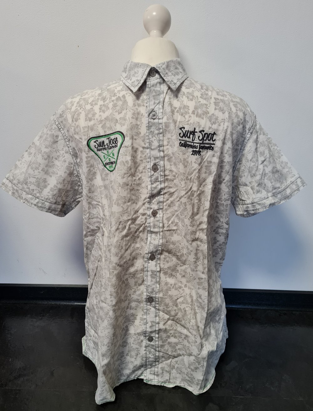 Hemd, Shirt, Oberteil, Fishbone geblümt,weiß-grau, Größe L gebraucht