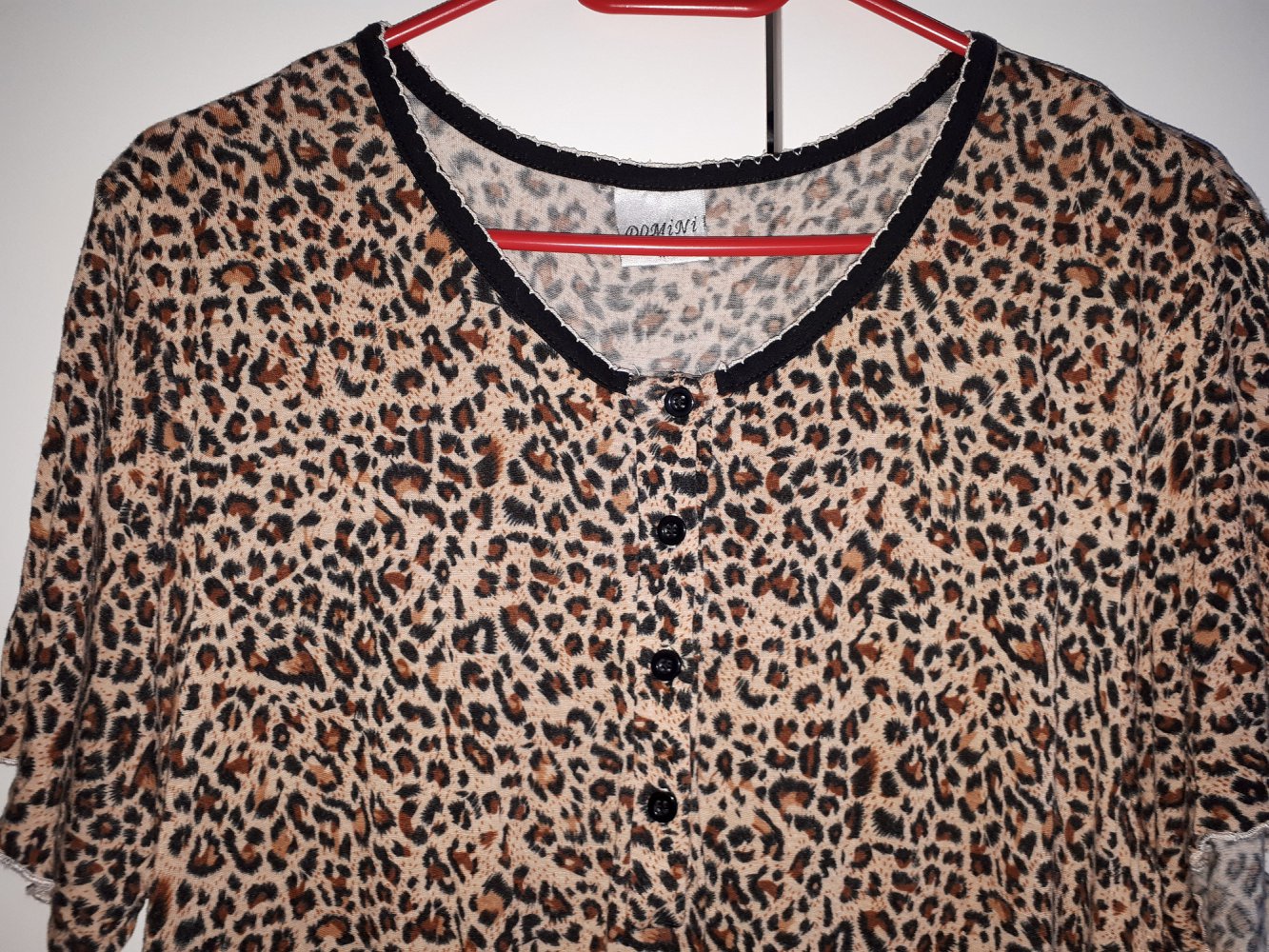 M/L, Nachthemd, Leo-Look