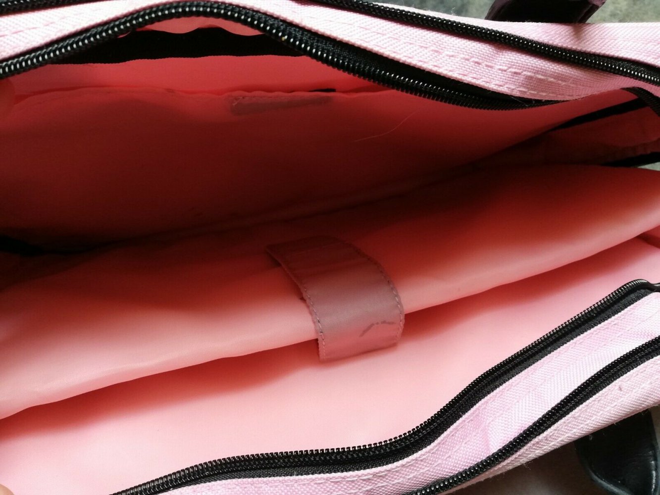 Rosa Laptop-Tasche von hama, viele Innen- und Außenfächer, super Zustand