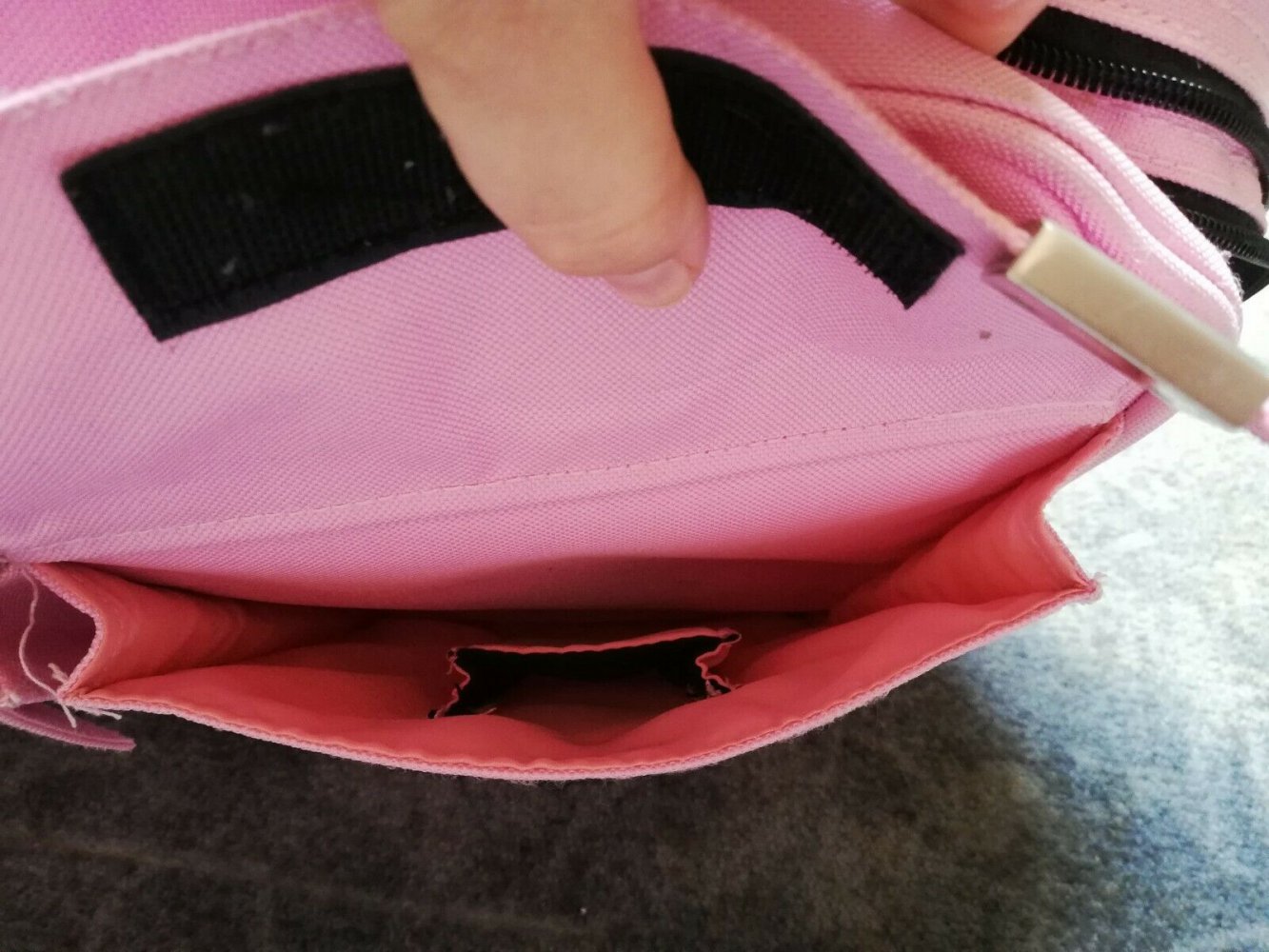 Rosa Laptop-Tasche von hama, viele Innen- und Außenfächer, super Zustand