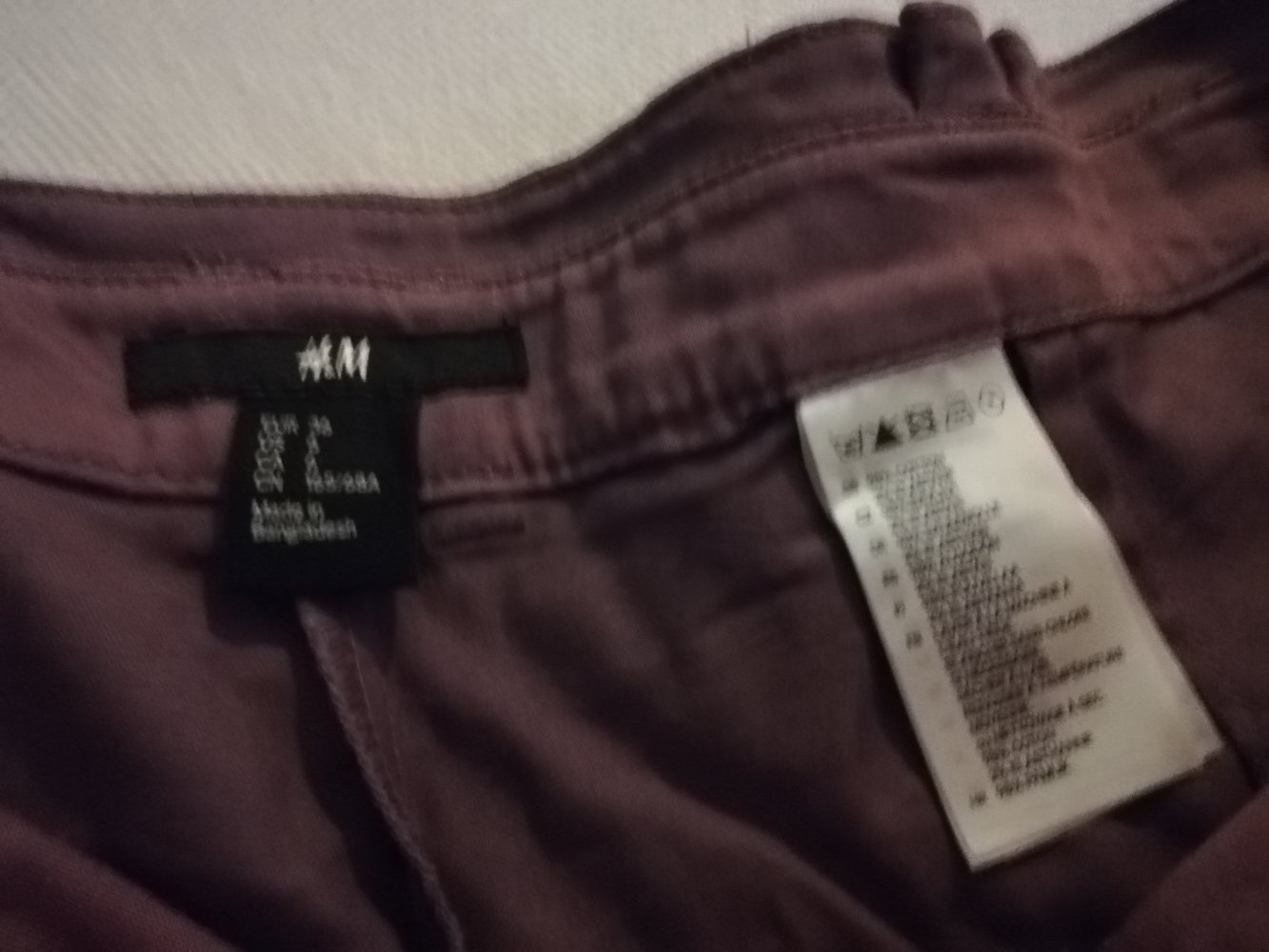 Lila Hotpants, Gr. 36, H&M, wie neu!