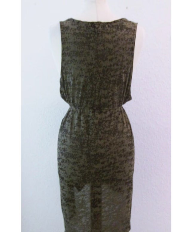 Grünes Strandkleid