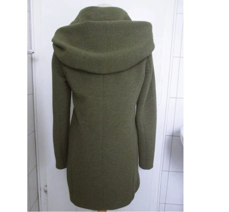 Wintermantel in Khaki