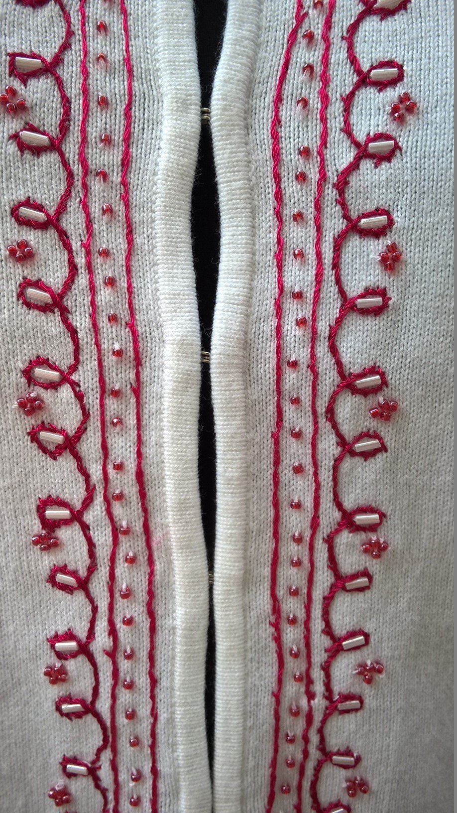 Strickjacke Bolero Gr. 42 weiß mit Stickerei in pink 100% Baumwolle