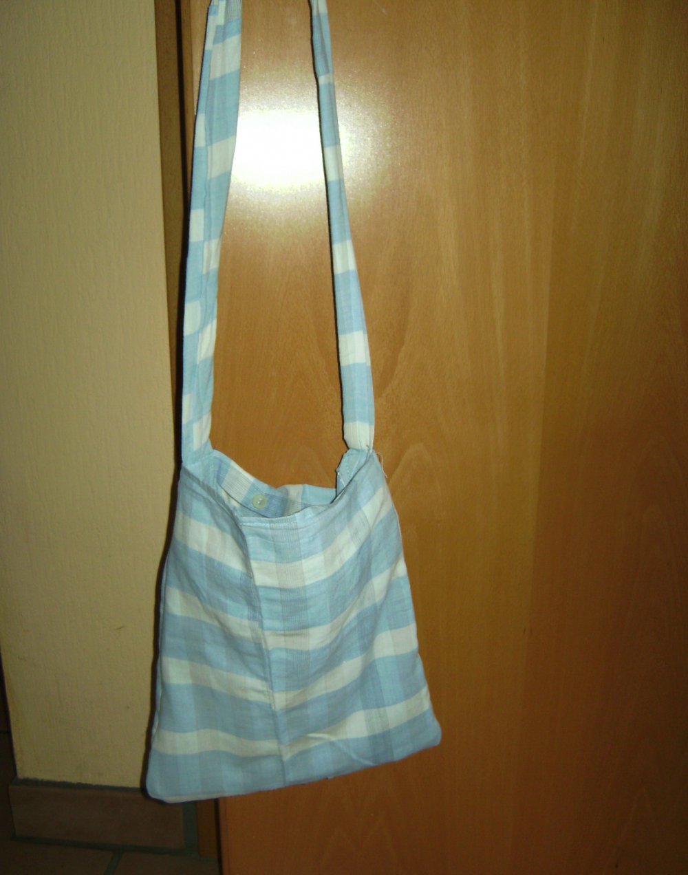 Tasche, Baumwollbeutel, Einzelstück, DIY Unikat, Karo blau-weiß Bayuvar, Upcycling Beuteltasche, Umhängetasche  Hemdtasche, Handmade, Blau Weiss Karo  