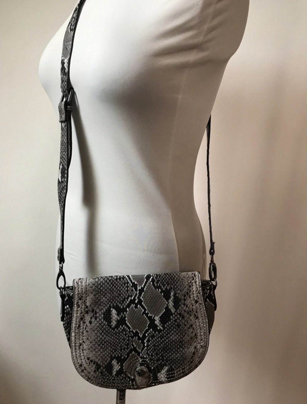 Schultertasche Pochette Halfmoon Animalprint Prägetasche Tricolor Kunstleder Tasche Clutch 