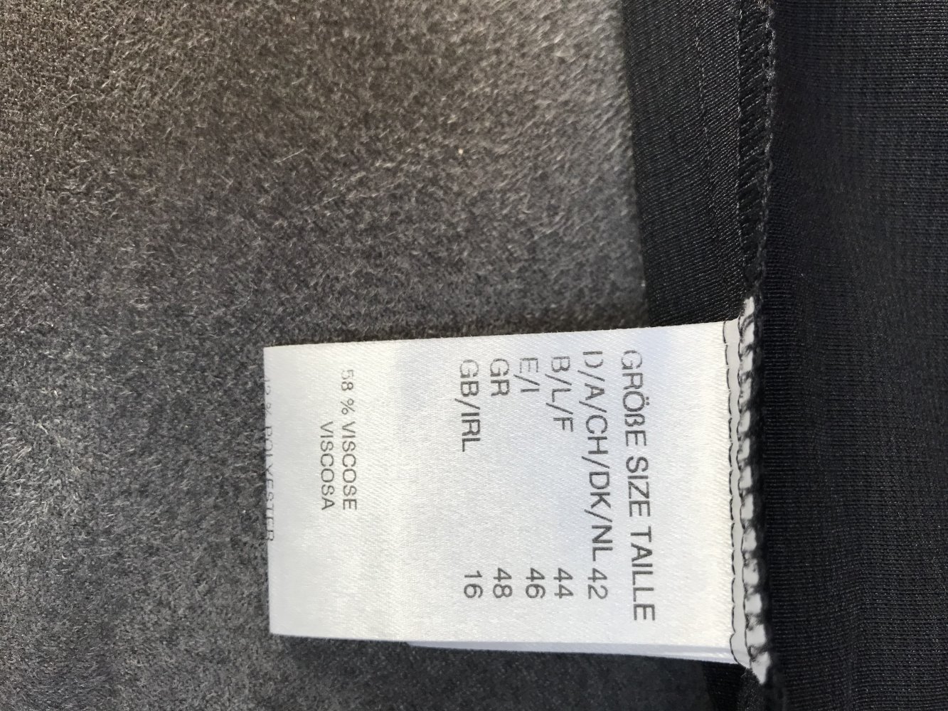 Top Shirt Oberteil 42 Black Basic Blusenshirt Blusentop Tunika Ärmellos Kombimode schwarz 