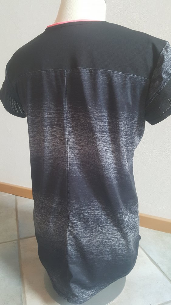 Shirt Funktionsshirt Sportsware Outdoor Sport Yoga Fitness Gr. 38 M Halfmoon Mesh Optik