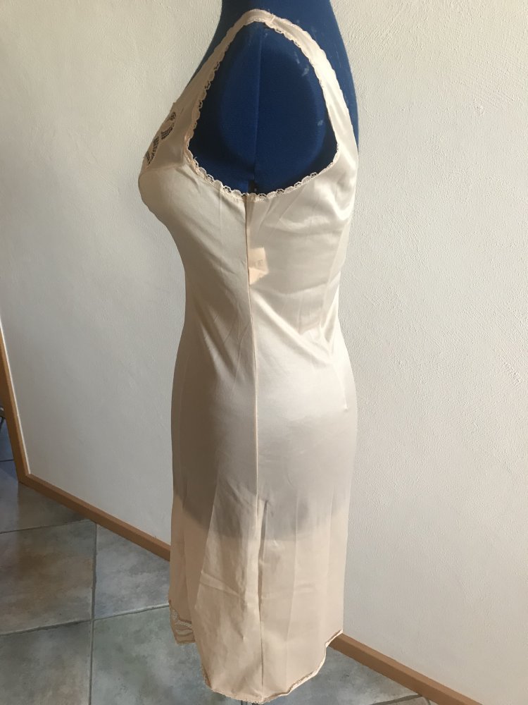 Kleid Lingerie Unterkleid 40/42 Puder Perlonkleid halblang Lolita Negligé Midikleid Spitzenborte Rosenblüten 