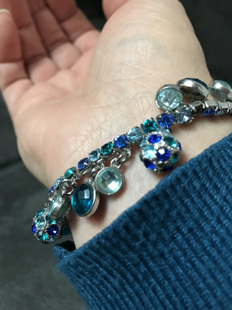 Armband Strass Glitzer Kugeln Türkis Bettelband Boho Elastisch Gummibund Chunky Modeschmuck Glamourness 
