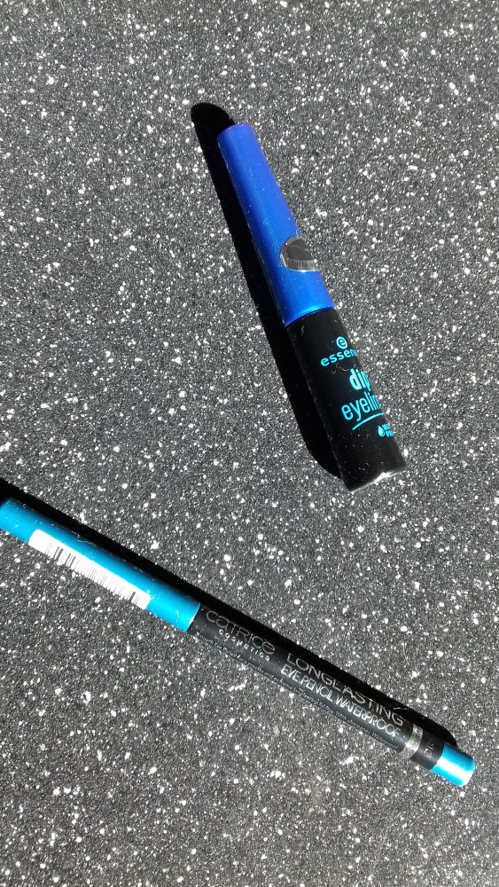 Eyeliner Eye Pencil Waterproof Shapener  metallic bue türkis 