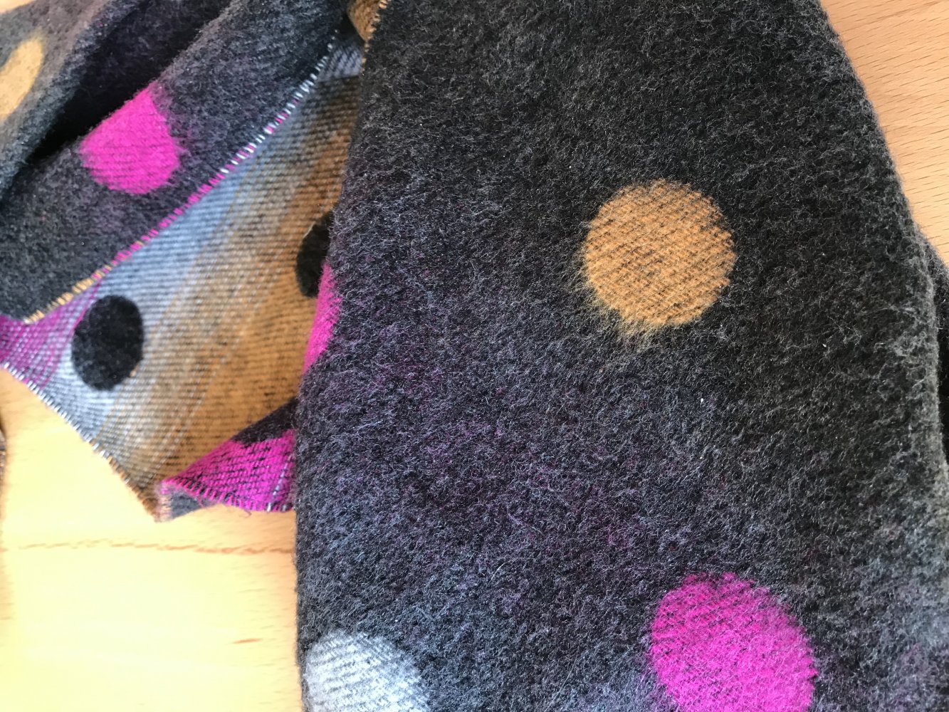 Schal Fleece Konfetti Color Blocking Polkadot Ska Punkte Fransenschal Retro 