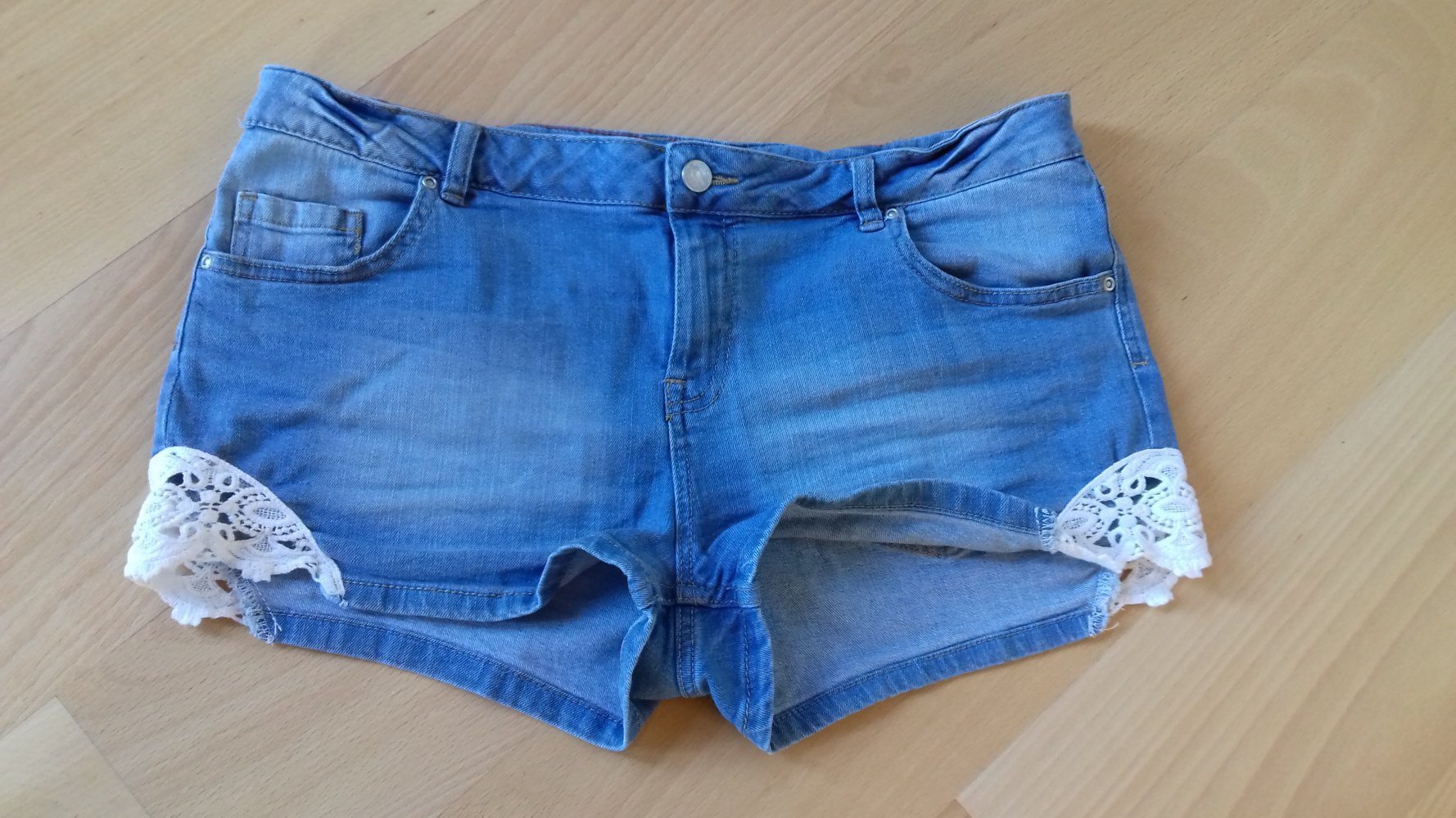 Short Hotpant Jeans Klöppelspitze 40 Denim blue used
