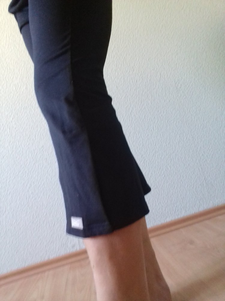 Capri Venice Beach M Tight Flügelhose Legging 3/4 , Fitness Short, Sporthose Overknie, Schlaghose Sportsware