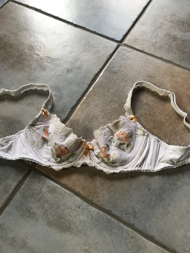 Balkonette Rüschen BH S Spitze Stickerei 75/B Lingerie Dessous Fleur Miriale Luxuy wattiert used 