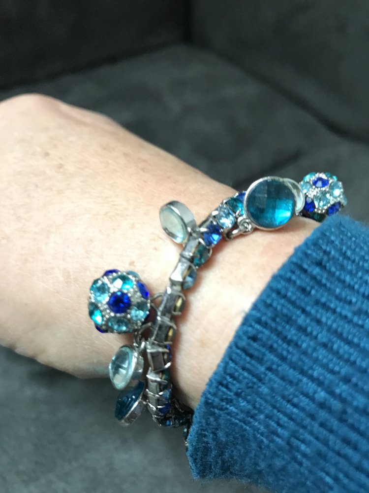 Armband Strass Glitzer Kugeln Türkis Bettelband Boho Elastisch Gummibund Chunky Modeschmuck Glamourness 