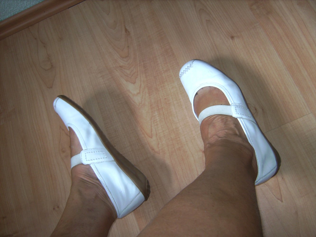Freizeitschuh weiß Gr. 40 Kunstleder Loafer Mokassins Riemen Schuh flach Ballerina