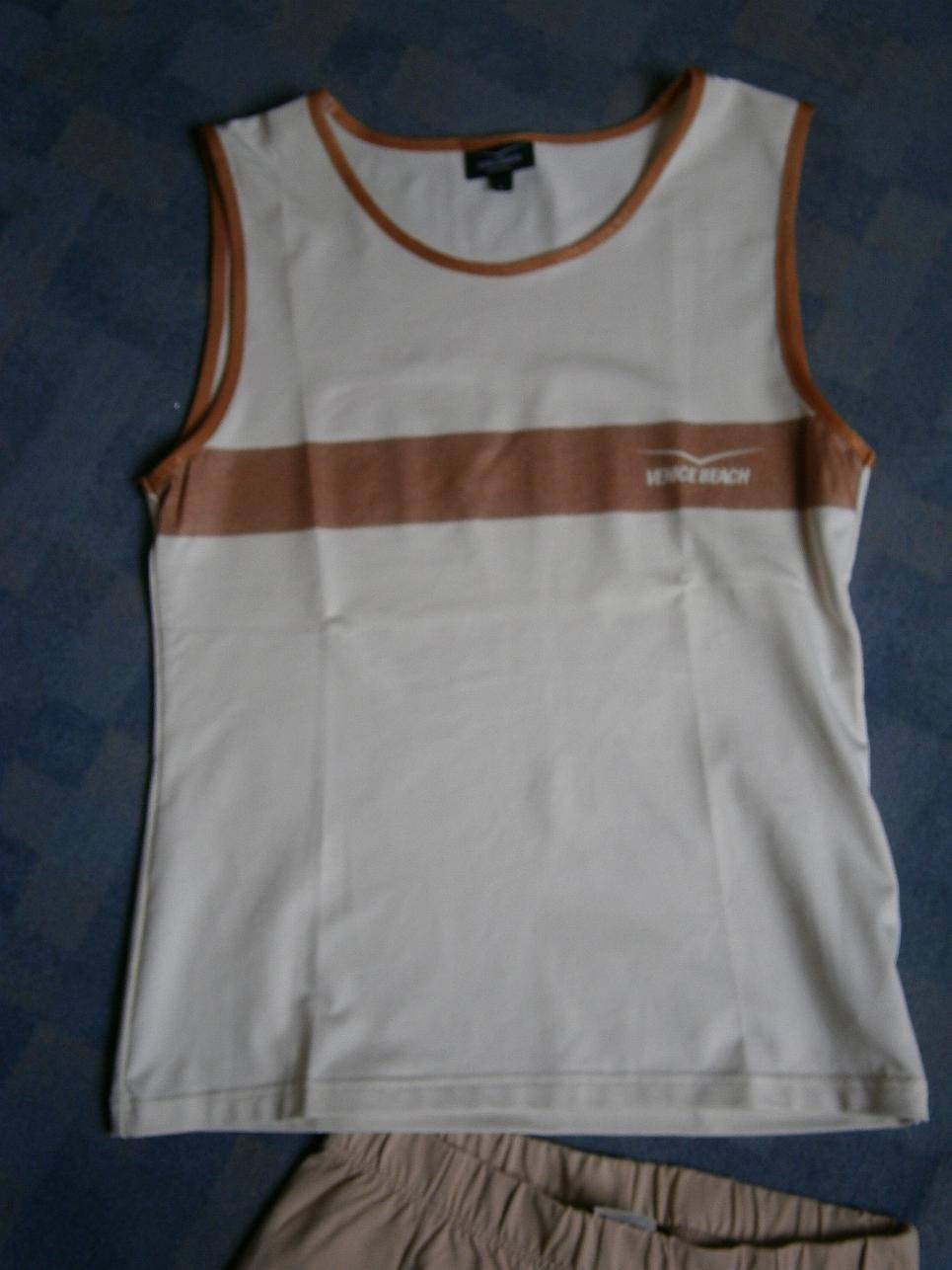 2-teilig, Sportbekleidung, Sporthose in M und Shirt in L von Venice Beach