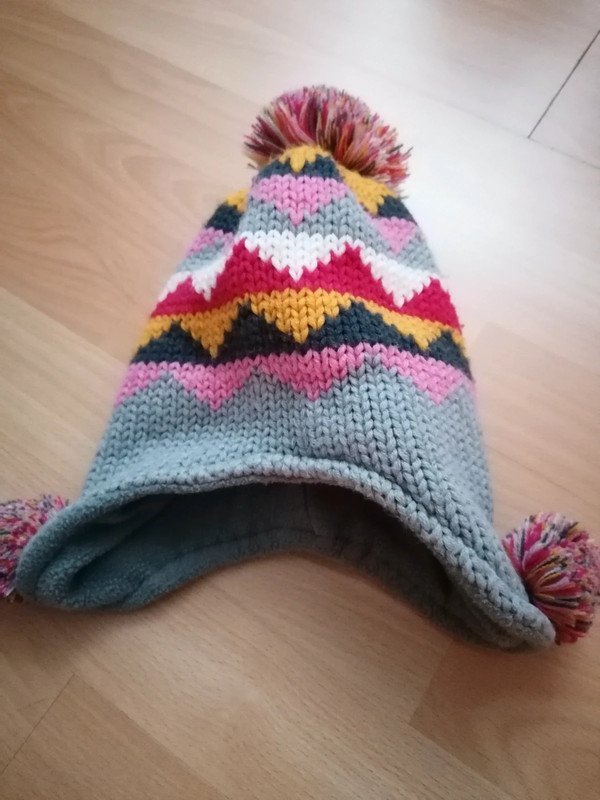 Wintermütze pusblu 48 49 glau weiß pink gelb Mädchen Bommelmütze