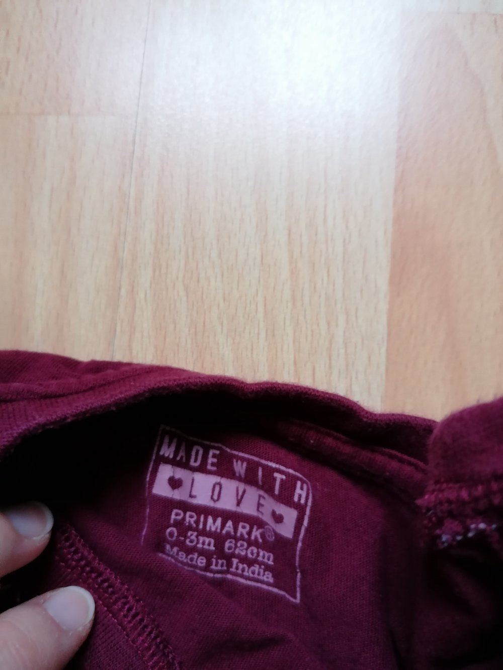 Pullover little Star Gr. 62 0-3 Monate Primark rot weinrot