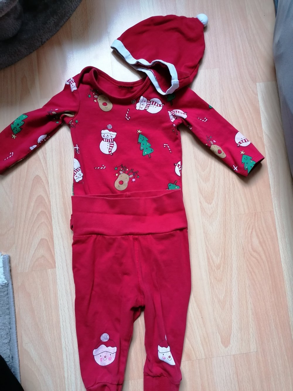 Weihnachtsset H&M Gr. 62 rot weiß Weihnachten Body Hose Mütze