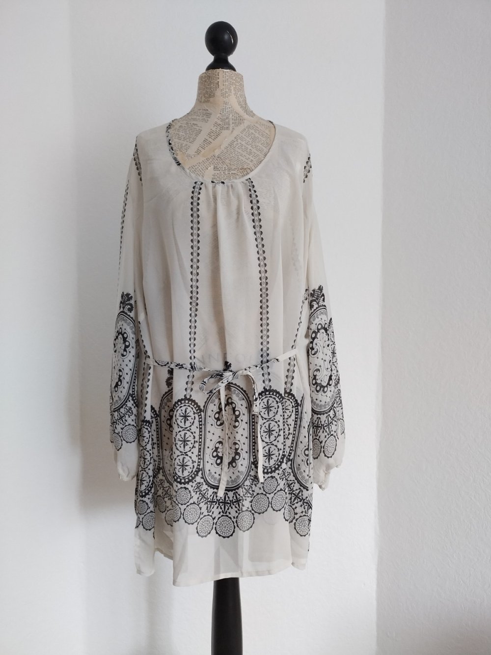 Tunika aus Chiffon , Größe 54