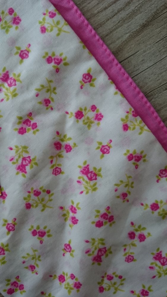 Neu mit Etikett! Tuch - Bandana mit Blumenmuster - rosa