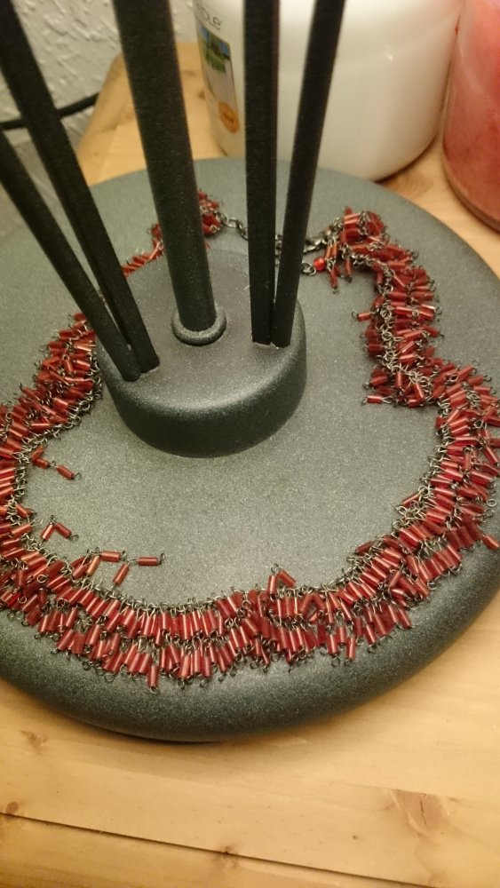Aussergewöhnliche Halskette