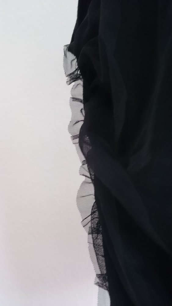 Wunderschönes Shrit mit Tüll, Größe XXL