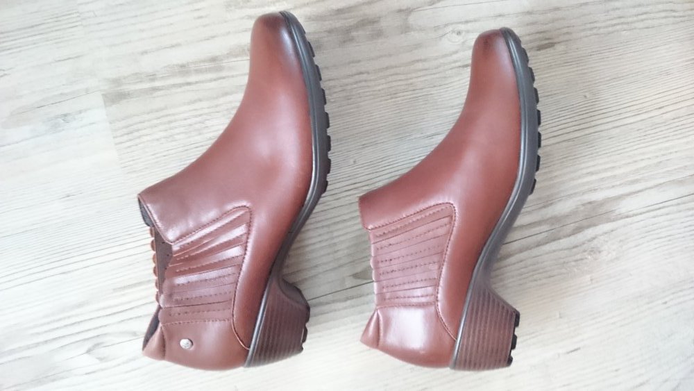 Neu ! Romika Chelsea Booties , Leder , Größe 41, NP 89,95 Euro