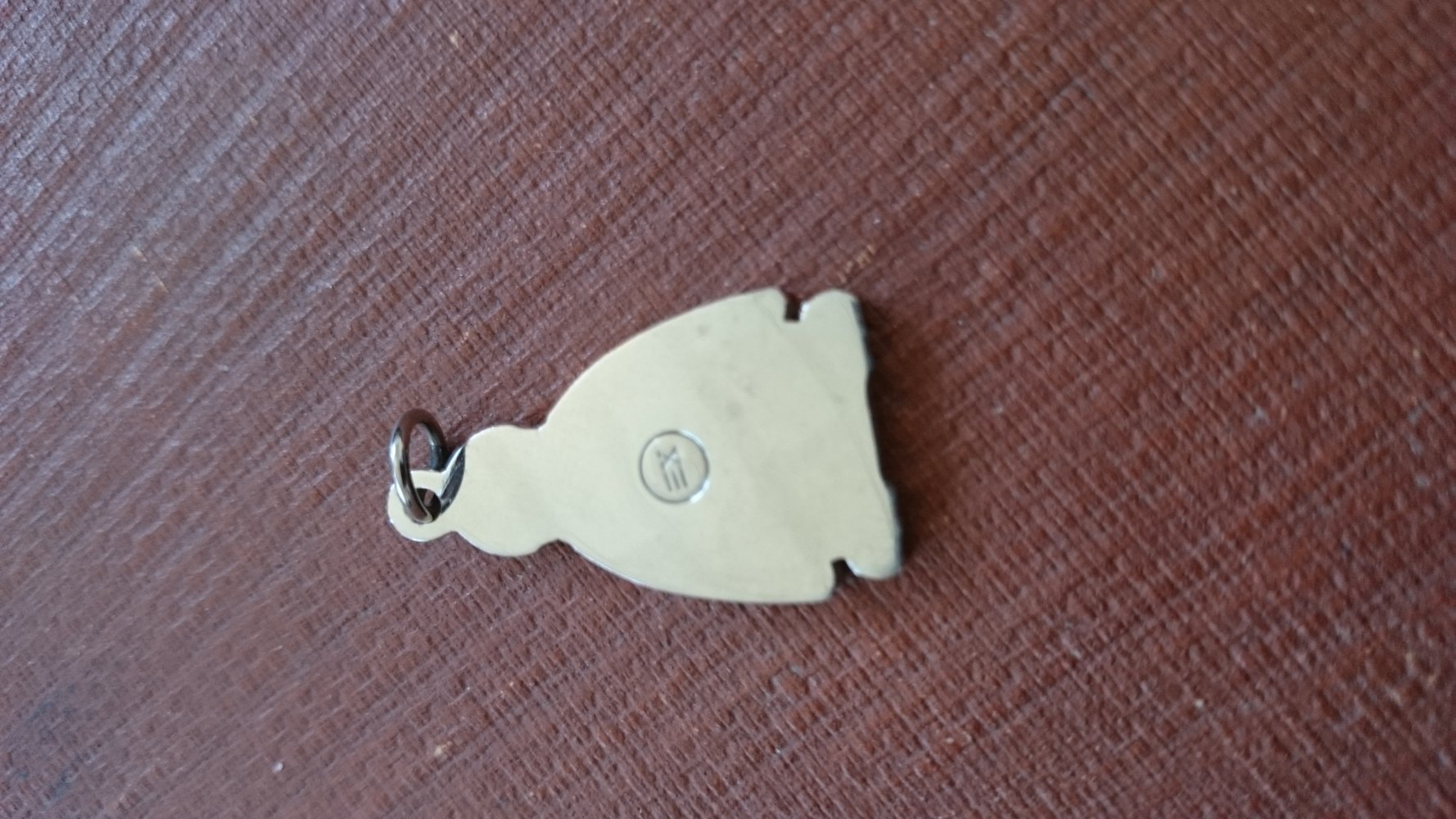 Original Energetix Magnetschmuck mit Pinguin Kettenanhänger