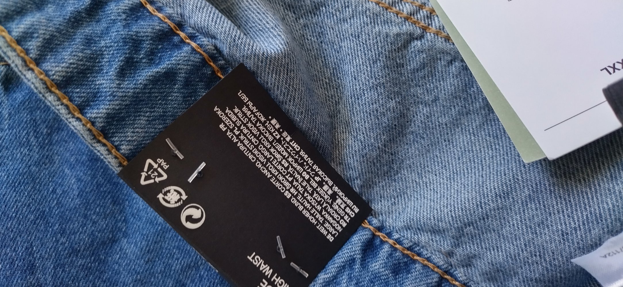 NEU, Jeans mit weitem Bein , Größe XXL, NP 30 Euro