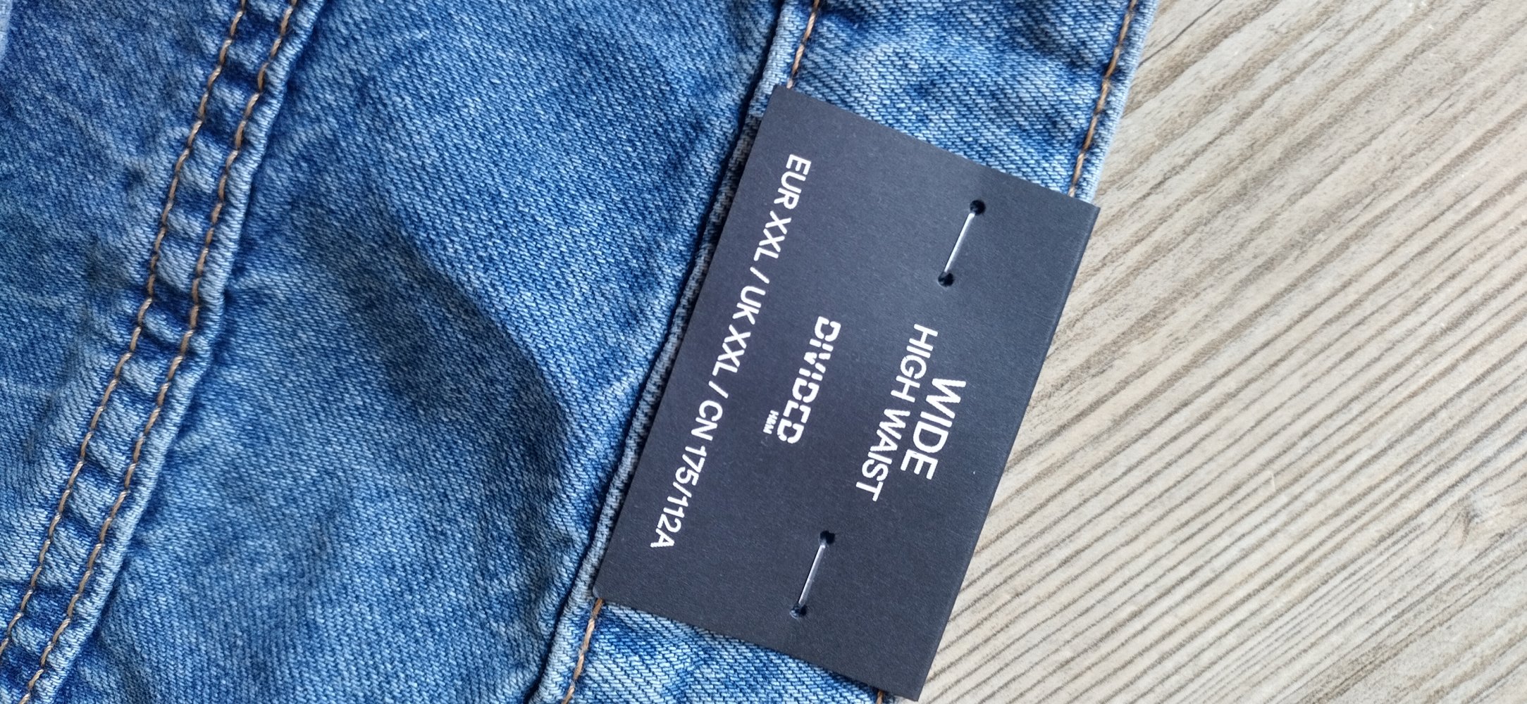 NEU, Jeans mit weitem Bein , Größe XXL, NP 30 Euro