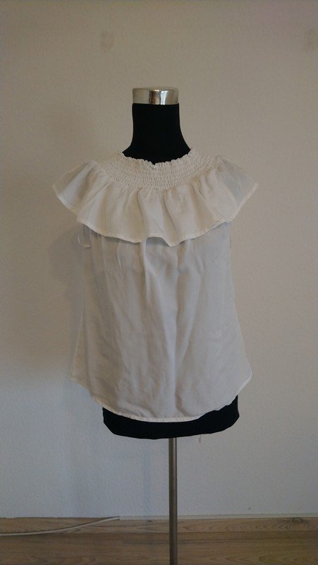 Rüschenshirt