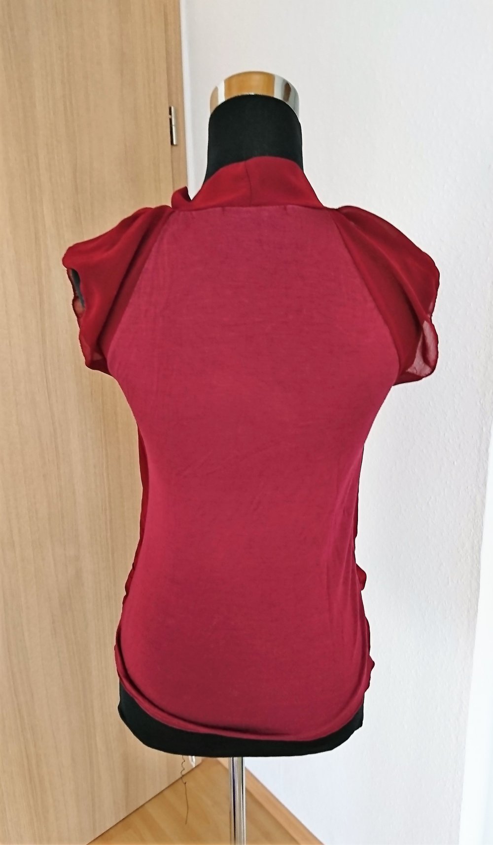 Rote Bluse