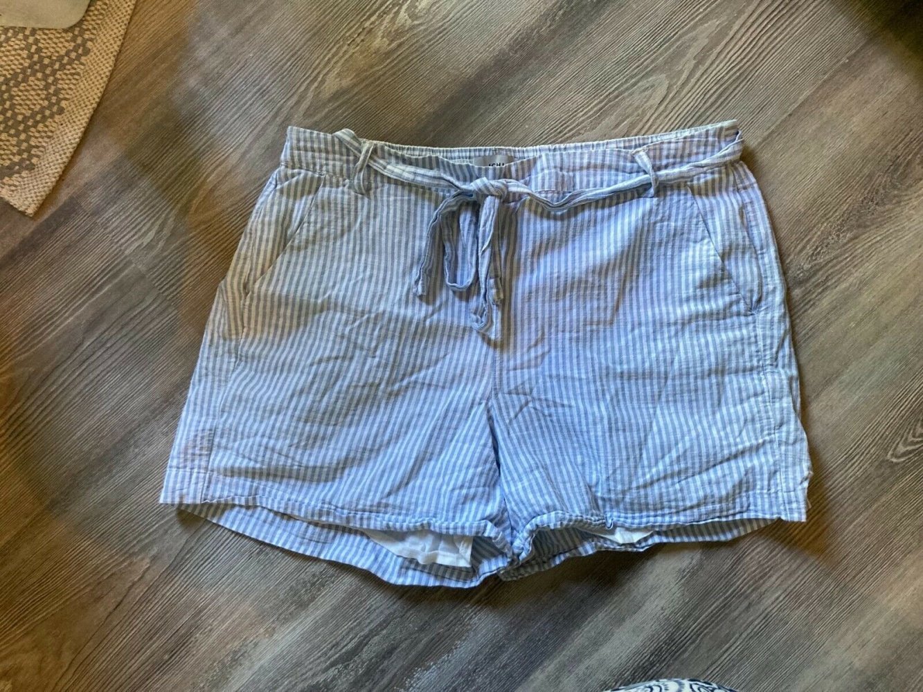 Gestreifte Short