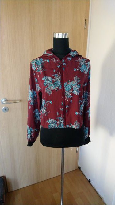 Süße dünne Jacke