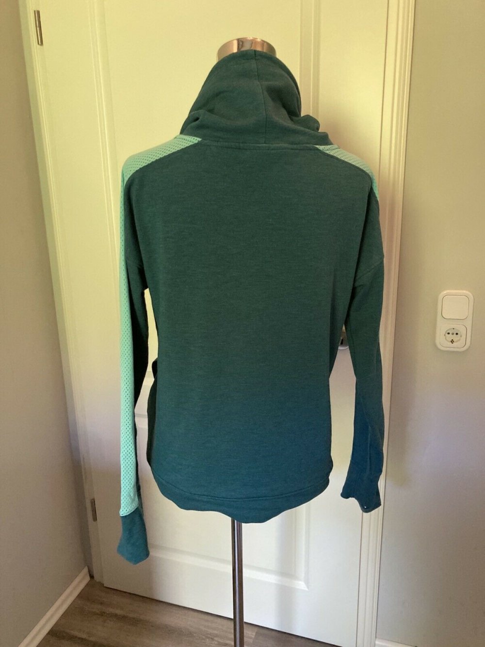 Sport Pullover