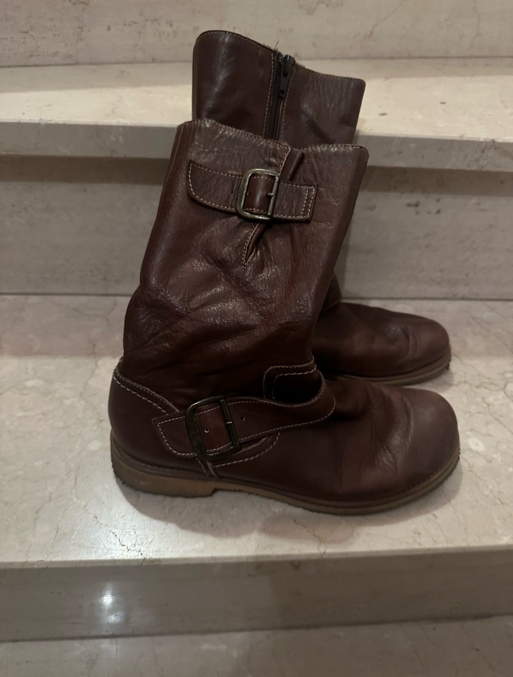 Dunkelbraune Camper Stiefel