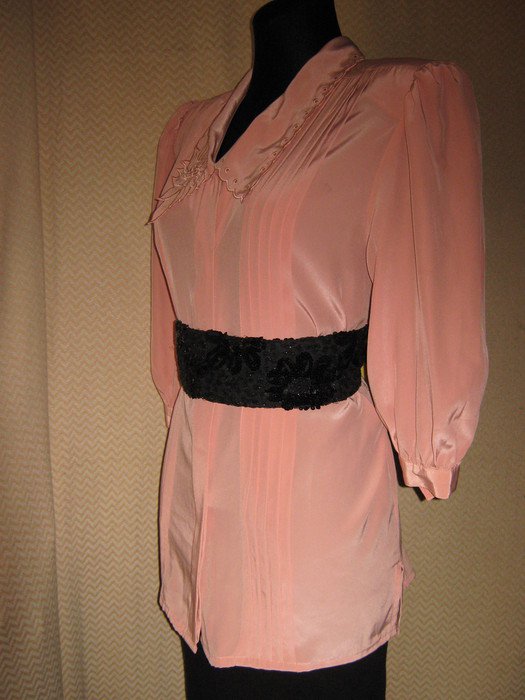 NEU * Edel * Original VINTAGE * Romantik * Peter Pan * Stickerei * Kragen * Seiden * Bluse * Gr. 40- 42/ M * apricot * nude *
