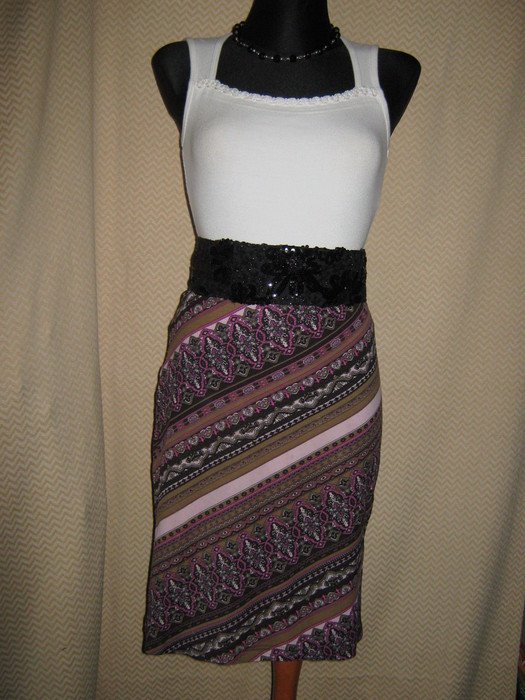 NEUw * Stylisch * modern * sexy * Paisley * Strech * Mini- Rock 