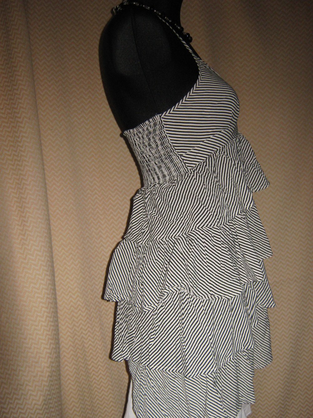 NEU * Salsa- Style * Streifen * Baby- Doll * Volant * Neckholder * Träger * Blusen TOP 
