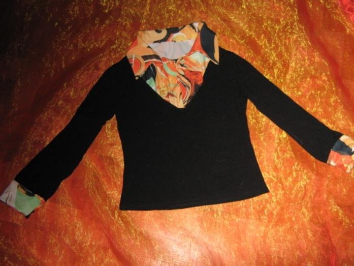 NEUw * Original * Hippie * VINTAGE * Coachella * Festival * Langarm * Longsleeve * Bodycon * T- Shirt mit Blusenkragen * Gr. 36- 38/ S * schwarz * bunt *