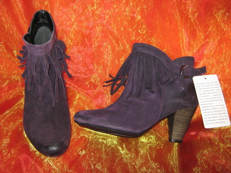 NEU mit ETIKETTEN * Stylisch * Shabby- Look * Robin Hood * Fransen * Echt Leder * Stiefeletten * Stiefel * Unkle Boots * Gr. 37/ 4 * lila * violett *