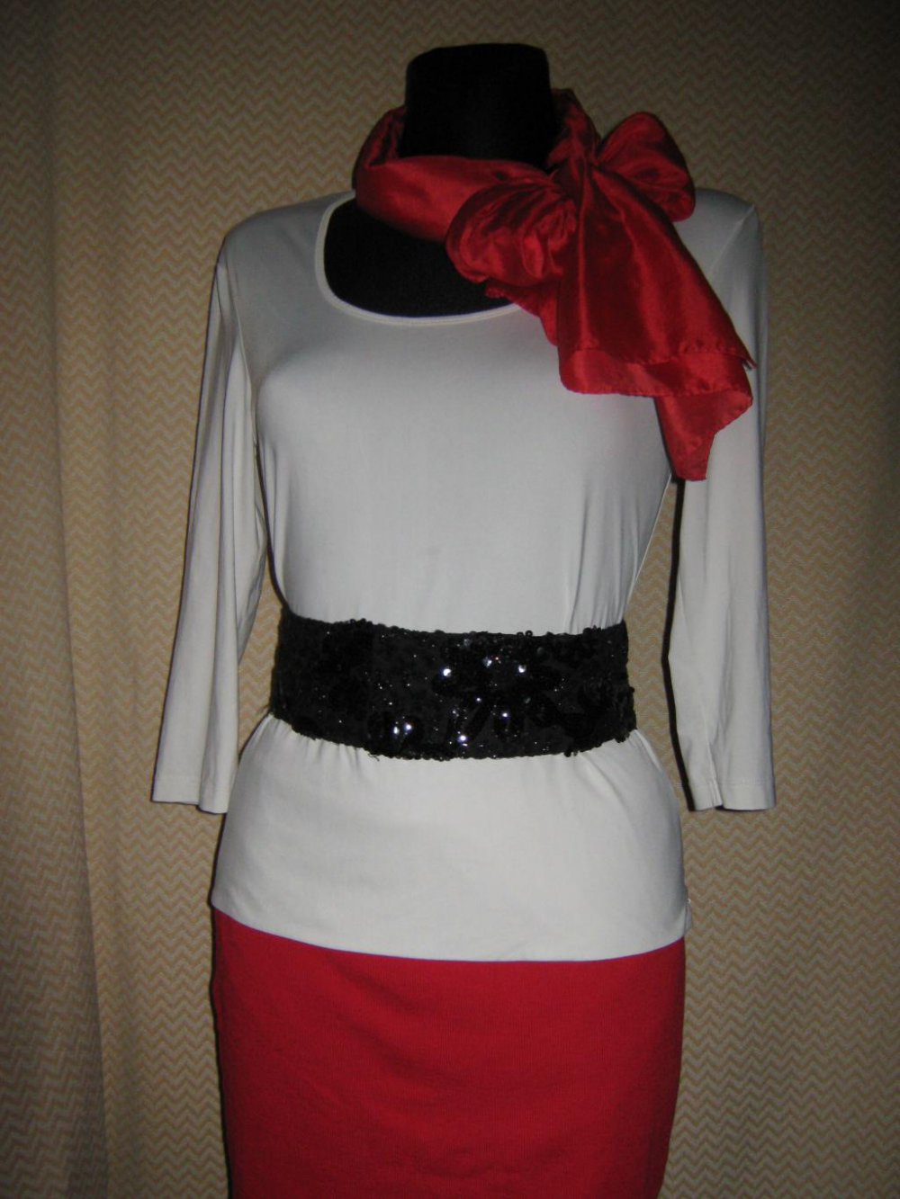 NEUw * Seidig * Bodycon * Dreiviertel-Arm * T- Shirt 