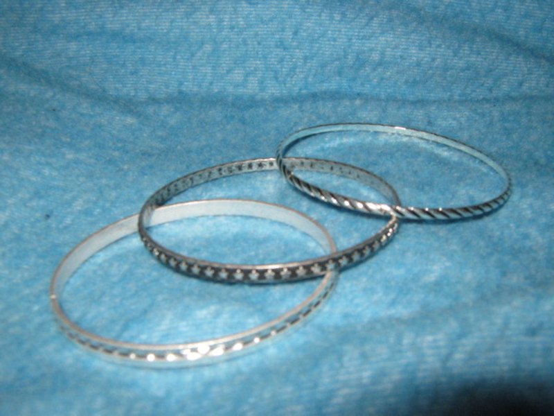 NEU * Edel * modern * Original VINTAGE * SET * 3-teilig * Retro * Präge * Armbänder * Armreifen * Silber *
