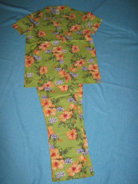 NEU * Südsee * Hibiskus * Blumen * Blüten * Karibik * Hawai- Style * DESIGNER * Zwei- Teiler * mit Esprit * Gr. 34- 36/ XS- S * kiwi- grün * weiß * orange *