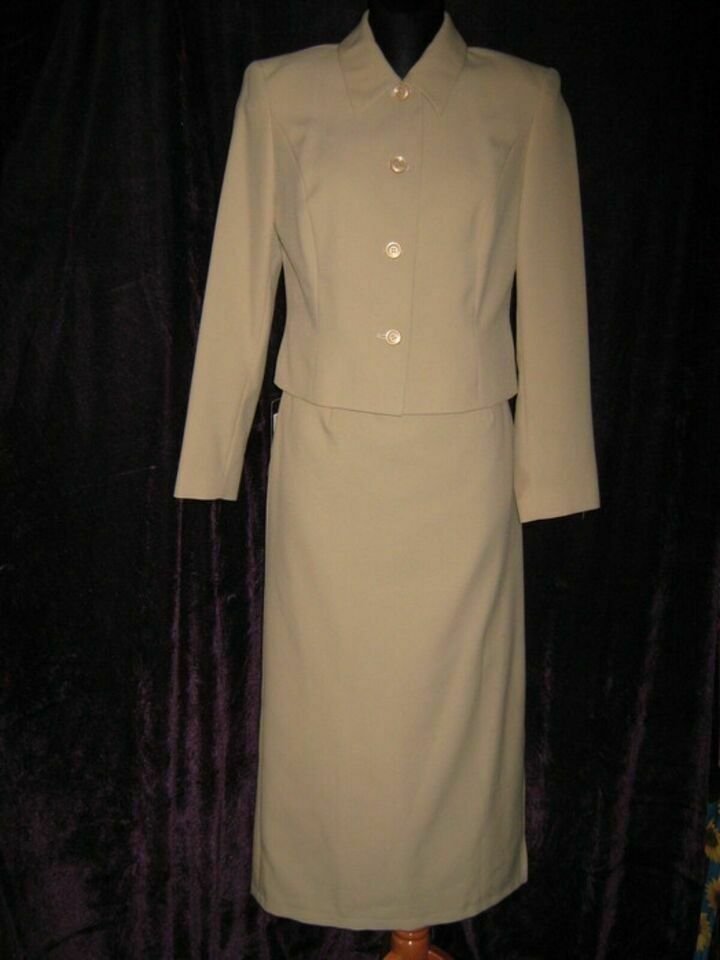 NEU * Elegant * stylisch * Business * Kostüm 